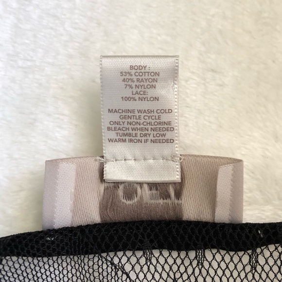 Ann Taylor LOFT Red Top Lace Detail - M - Picture 5 of 7